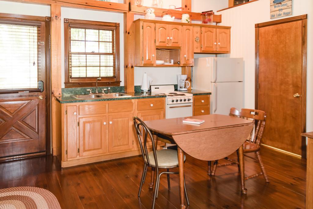 The Lake House A Hidden Gem Sleeps 4 Columbia Экстерьер фото
